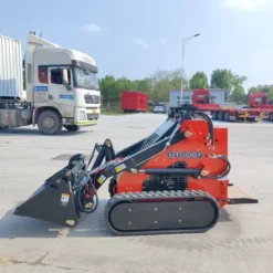 Heavy-Duty Skid Steer 4-in-1 Combination Bucket Attachment